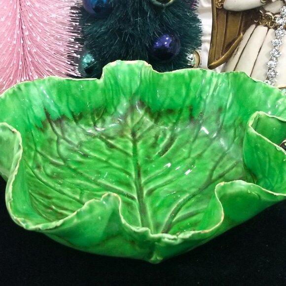 Antique Green Lettuceware Cabbage Leaf Majolica Bowl Paste Glaze Italy Napoli - Picture 2 of 10